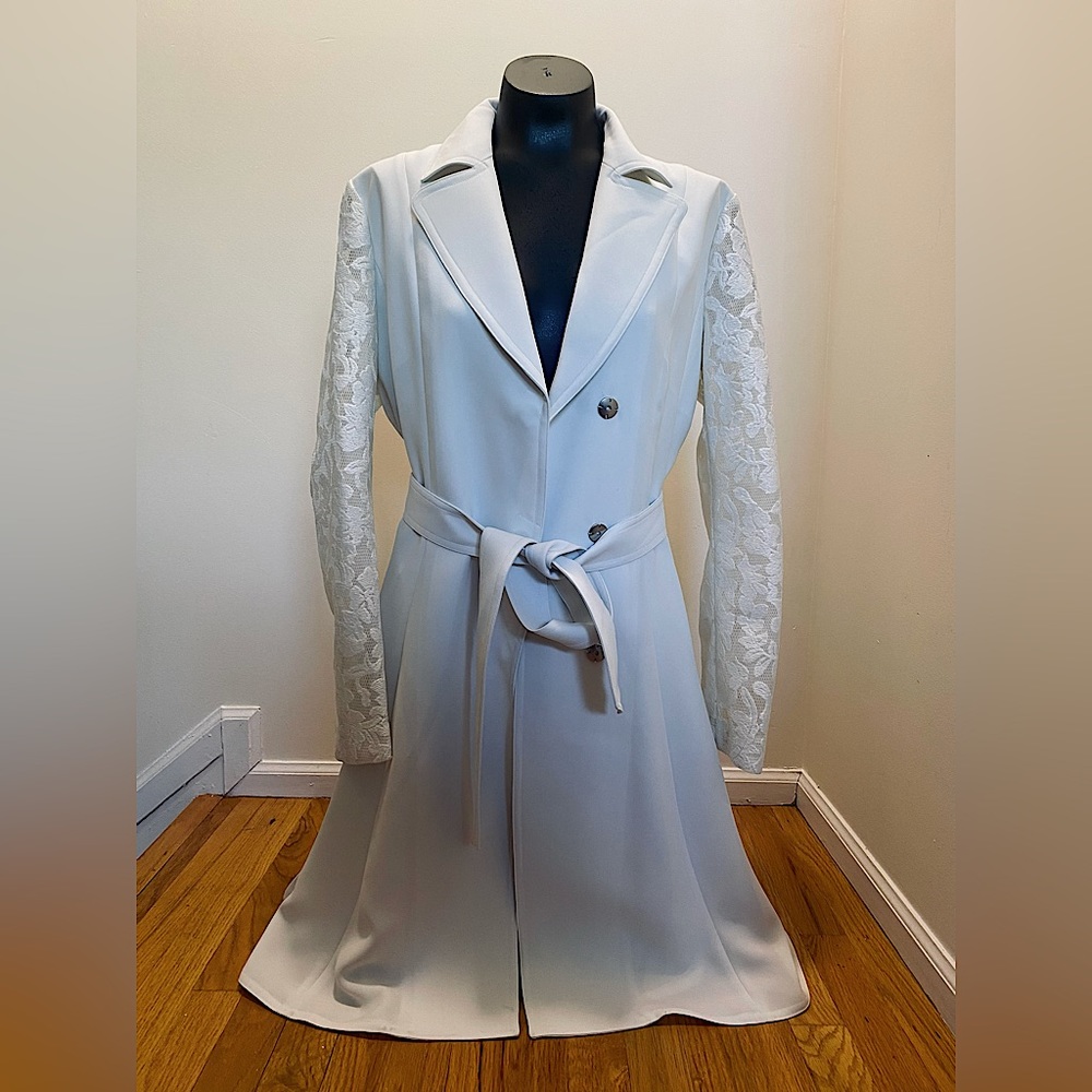 ELIE TAHARI | Jacket | light coat